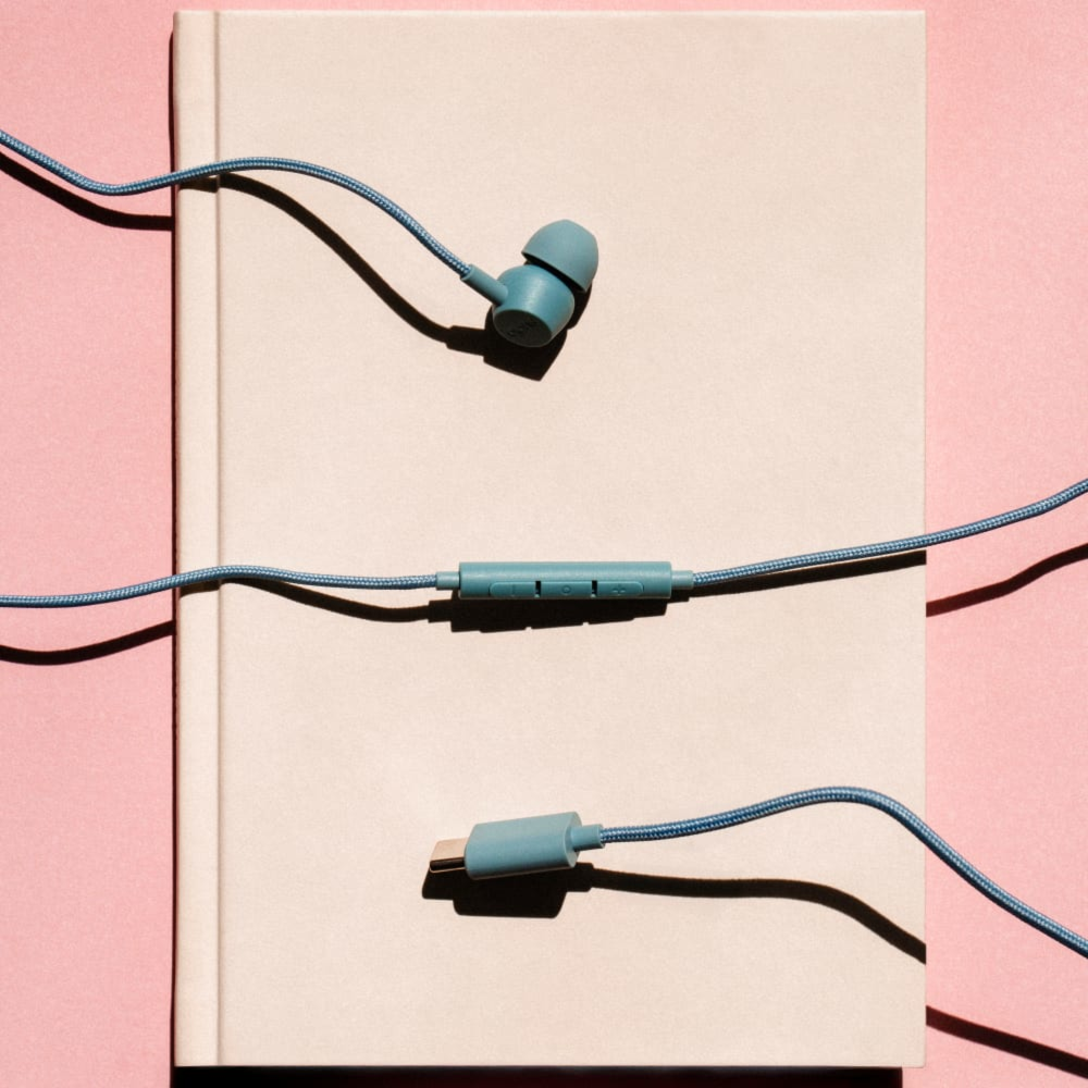 Sudio - V3 Wired Earbuds Blue