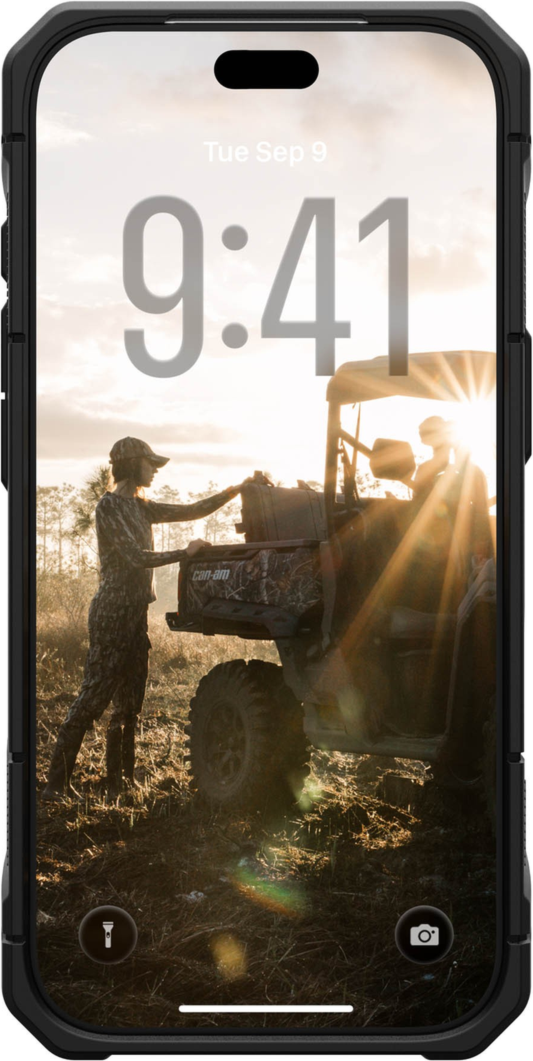 Urban Armor Gear (UAG) - Monarch Pro Case for Apple iPhone 18 Pro/17 Pro - Carbon Fiber