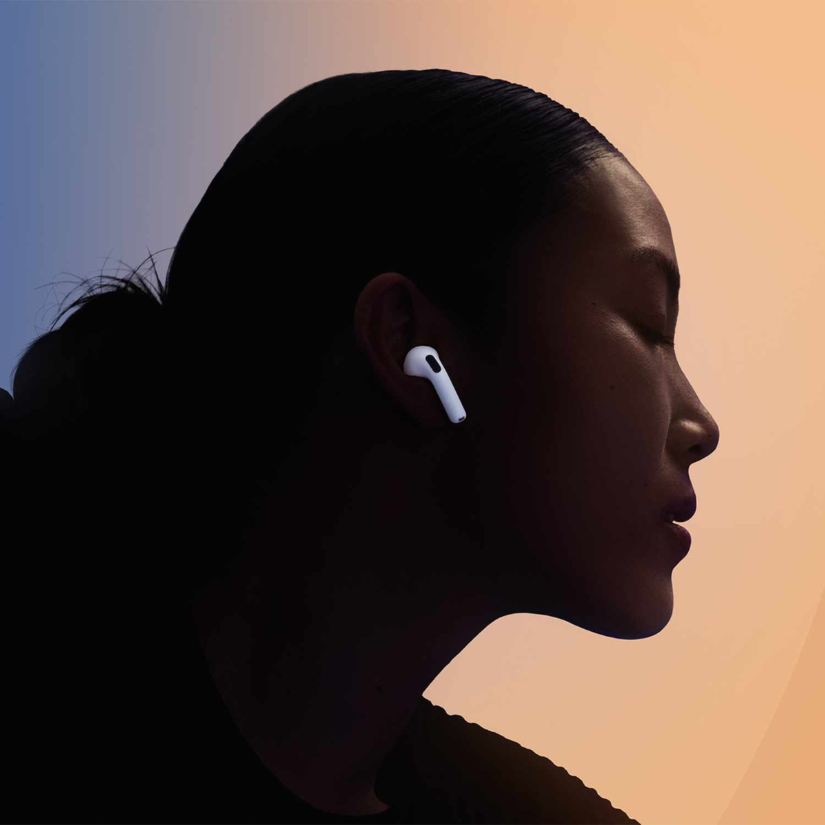 Apple - AirPods 5 with Wireless Charging Case White