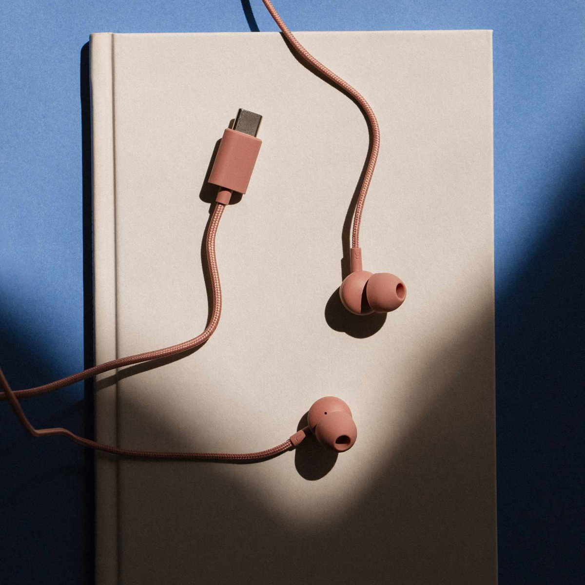 Sudio V3SPNK Écouteurs Filaires V3 Rose