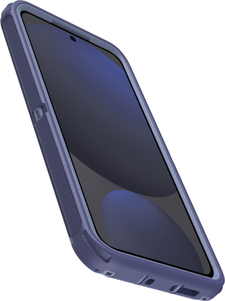 <p>The OtterBox Defender Series Pro is the toughest case providing rugged protection against harsh drops. Equipped with non-slip texturing and Qi wireless charging.</p>