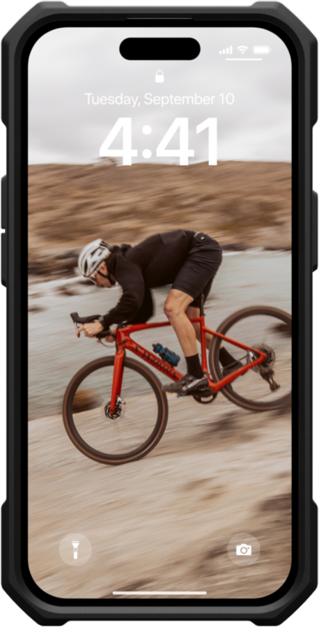 iPhone 15/14/13 UAG Essential Armor MagSafe Case - Black