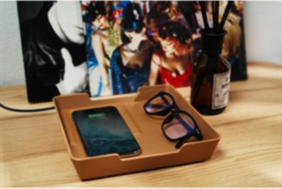 Keep charged up and organized with the Black Einova Valet Tray! A stylish and practical personal organizer that wirelessly fast charges your phone and keeps all your essential pocket items collected and easily at hand.