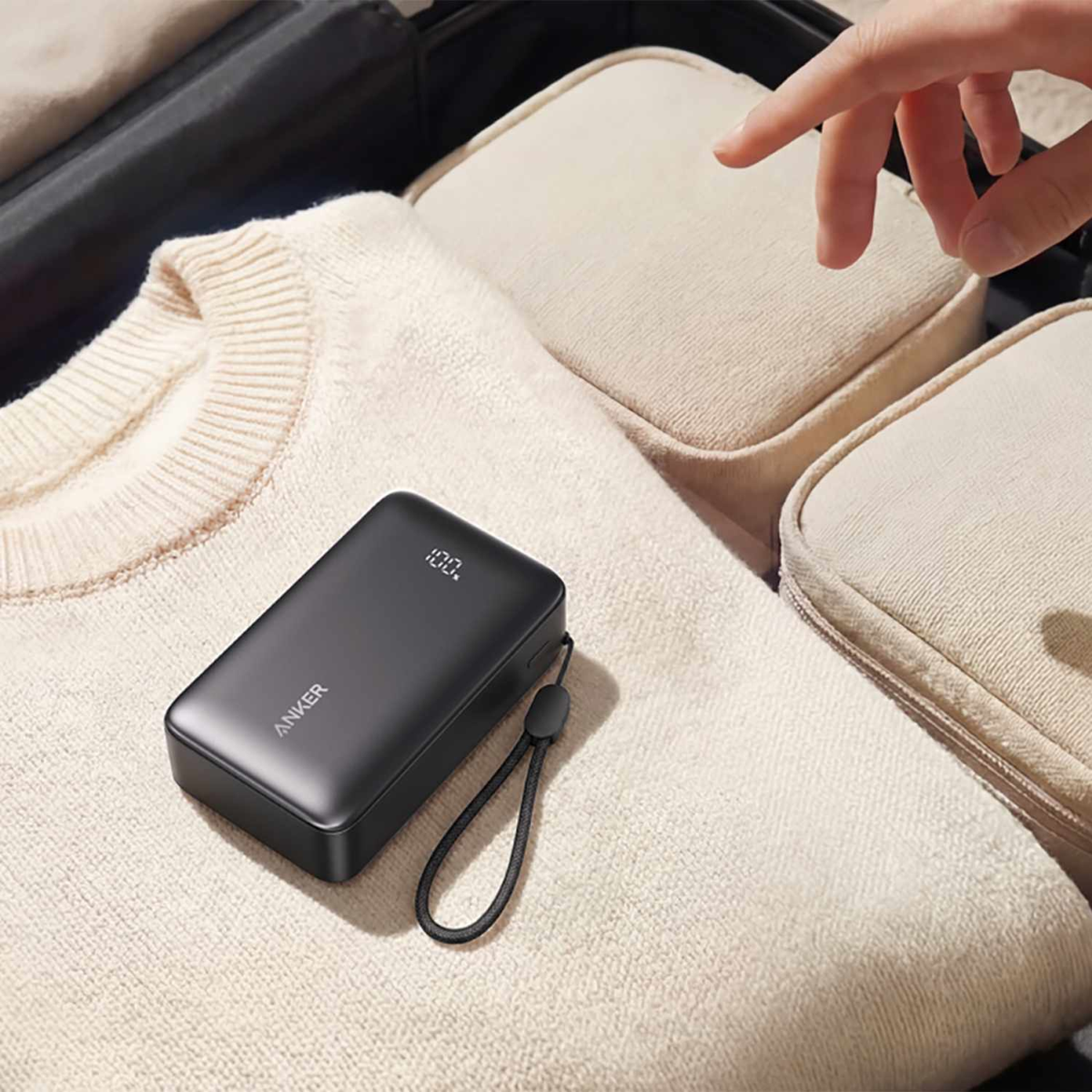 Anker - 10000mAh 30W Compact Portable Battery Black
