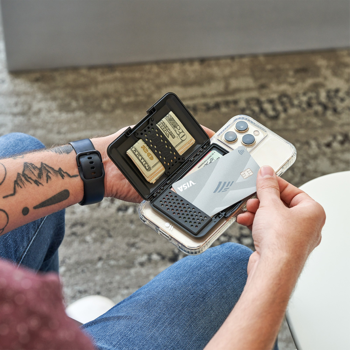 Pelican - Protector Magnetic Wallet works with MagSafe - Black