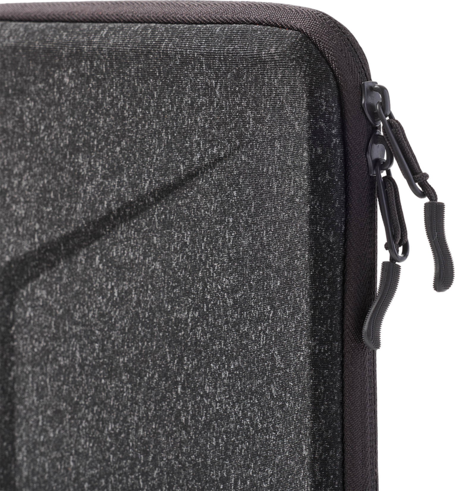 <p>The UAG Civilian Laptop Sleeve is designed to offer lightweight protection and modern style for 16” laptops.</p>