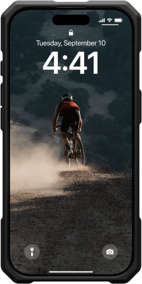 The quintessential, all-terrain, rugged protective case now available with seamless MagSafe functionality. The UAG Monarch Pro is equipped with premium materials for premium protection.