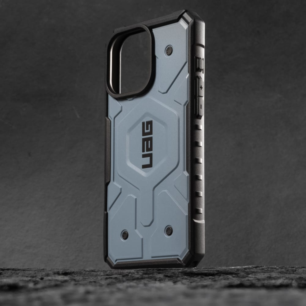 Designed with action and adventure in mind, the UAG Pathfinder case with MagSafe provides serious protection with a modern classic look.