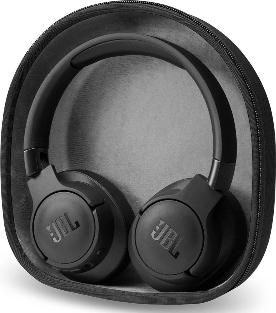 Spigen Klasden Headphone Carrying Case delivers durable, shockproof protection with a soft interior and organized storage for headphones and accessories.
